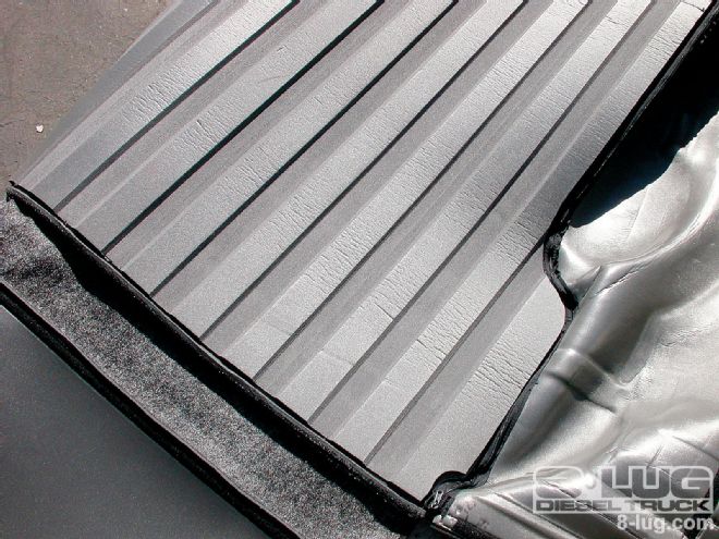 BedRug Install on a 2004 Dodge Ram 3500 - BedRug Protection