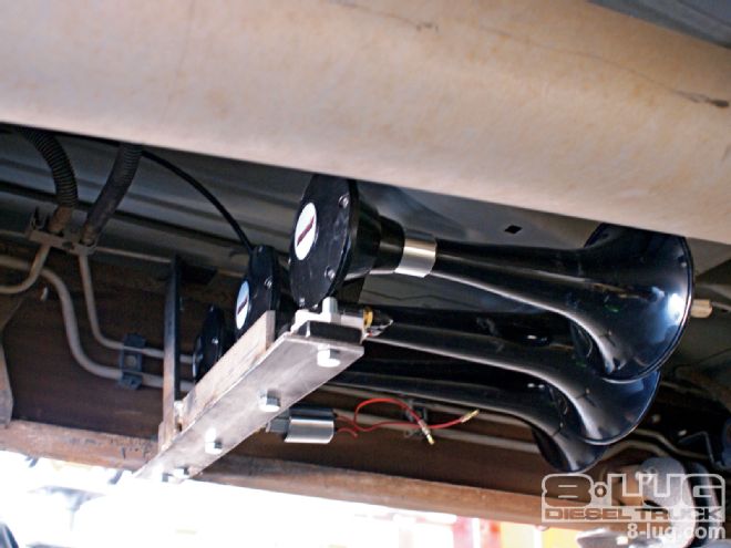 Full-On 2004 GMC 2500 Diesel Truck Buildup, Part 1 - Build It!