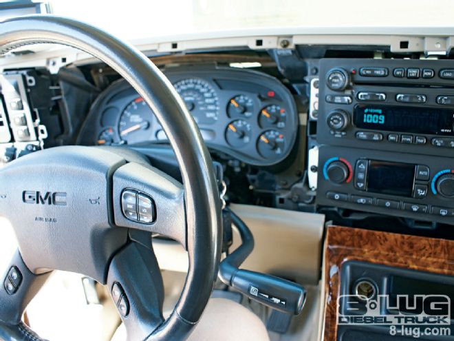 Full-On 2004 GMC 2500 Diesel Truck Buildup, Part 1 - Build It!