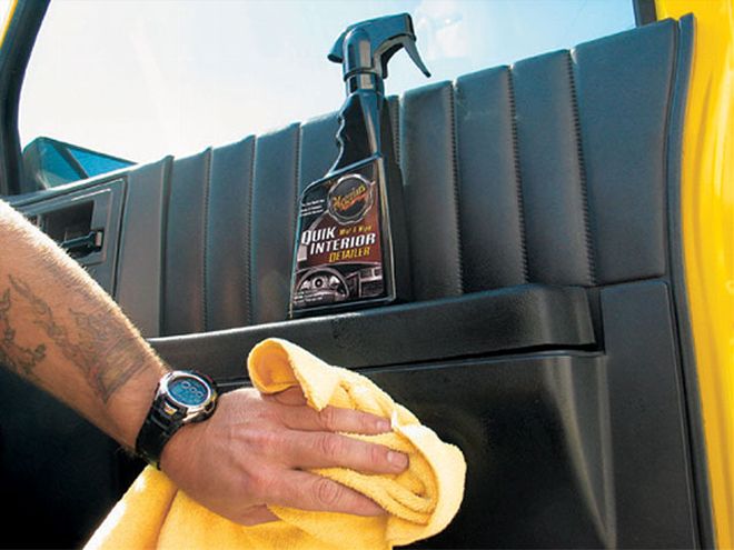 Meguiars Auto Detailing - Working At The Truck Wash