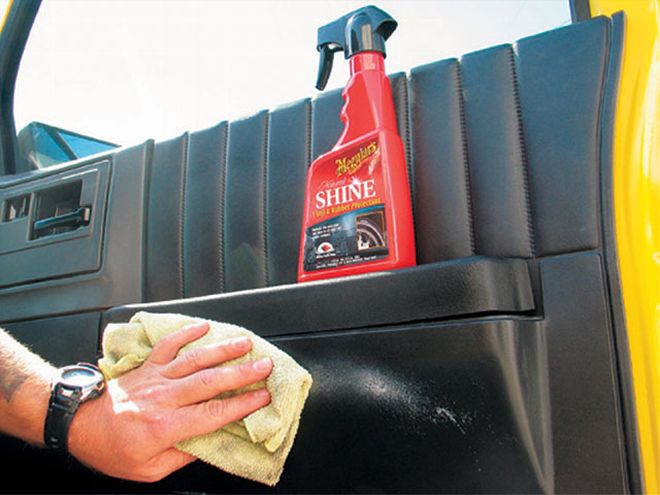 Meguiars Auto Detailing - Working At The Truck Wash