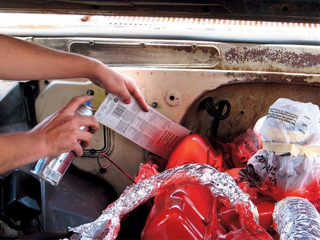 Engine Cleaning on a 1962 GMC Pickup - Spit Spine For An Old Clunker