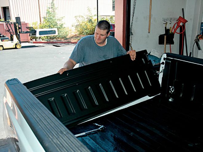 Ford F350 Super Duty - 20-Minute BedLiner Upgrade