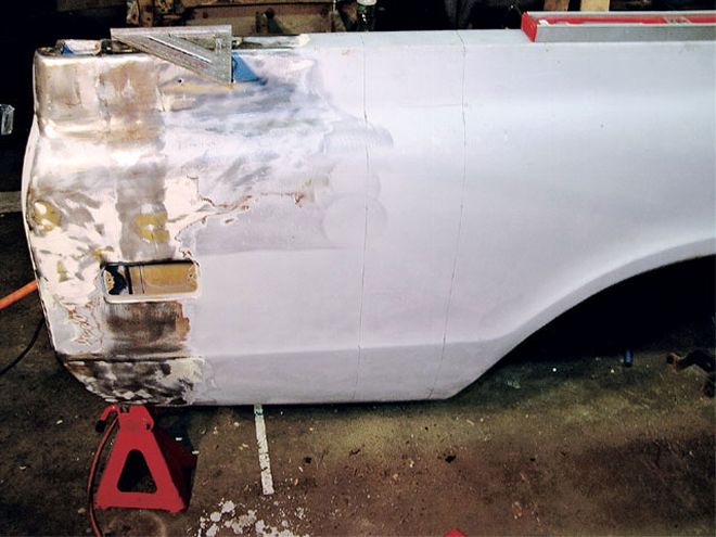 Chevy C10 Short Bed - Bed Bobbing Basics