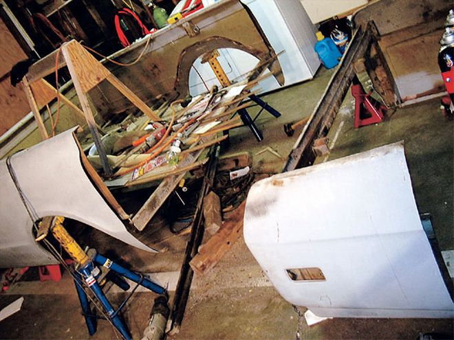Chevy C10 Short Bed - Bed Bobbing Basics