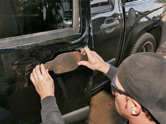 Shaving the Door Handles of A 2007 Chevy Colorado -  Get It Handled