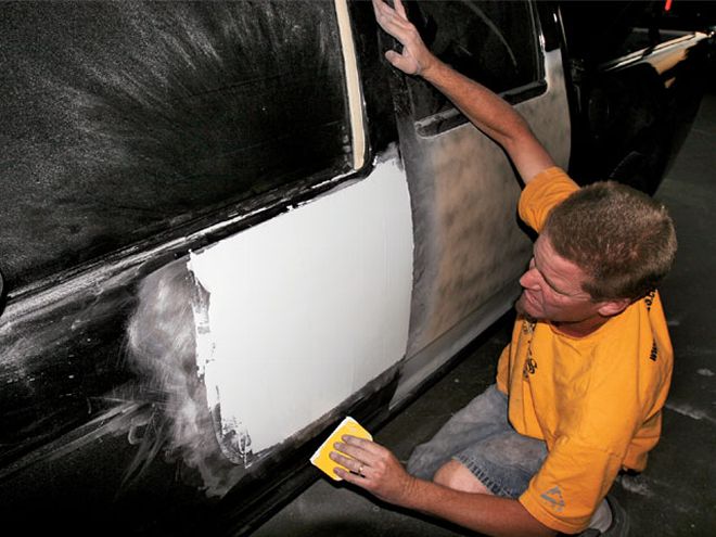 Shaving the Door Handles of A 2007 Chevy Colorado -  Get It Handled