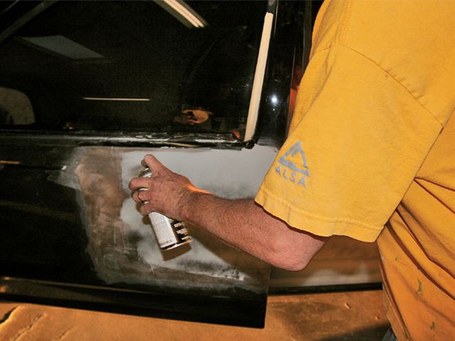 Shaving the Door Handles of A 2007 Chevy Colorado -  Get It Handled