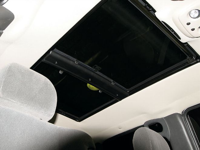 2004 Chevy Silverado - Webasto Grand View Sunroof