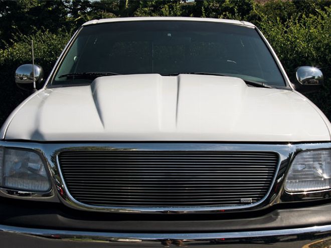2002 Ford F150 - Blue Oval Bonnet