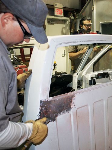 Chevrolet S10 Stock Glass Chop Top - A Little Off the Top