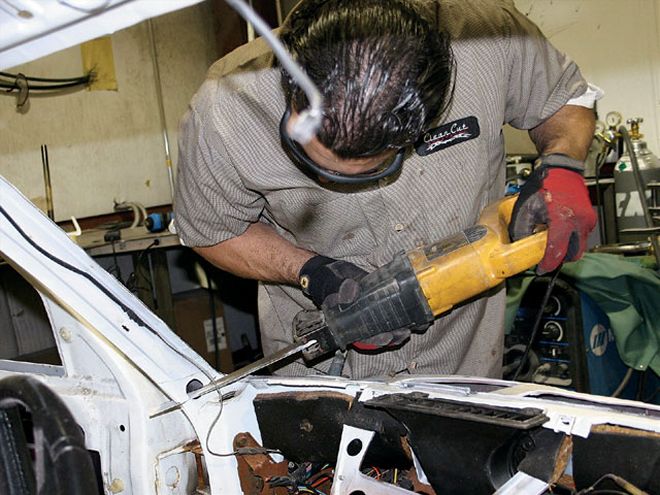 Chevrolet S10 Stock Glass Chop Top - A Little Off the Top