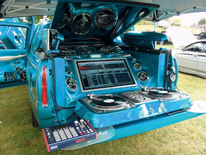 Custom Truck Beds - Redefine Your Ride