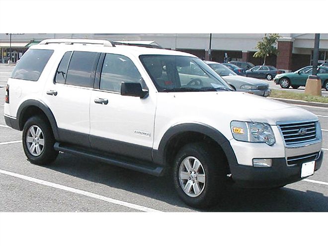 2007 Ford Explorer right Side View