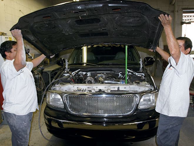 2001 Ford F150 Super Crew hood Removal