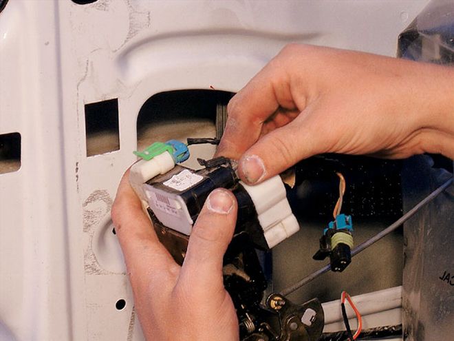 Installing A Door-Popper Kit - AVS Makes It EZ