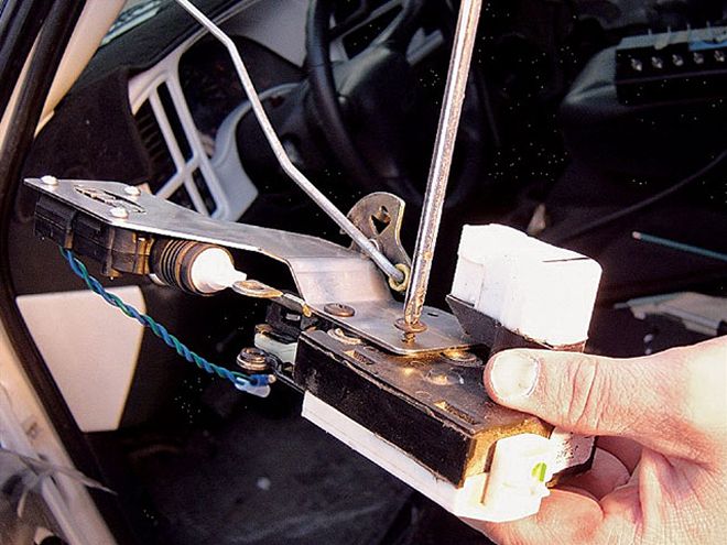 Installing A Door-Popper Kit - AVS Makes It EZ