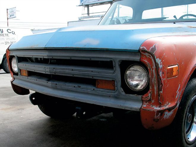 Restoring a 1968 Chevrolet Truck - One Month-Resto