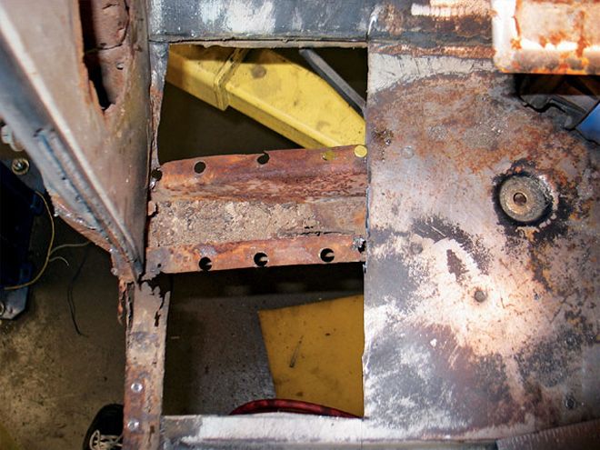 1967 Chevrolet C10 - Rusted Sheetmetal Replacement - Sheetmetal Surgery