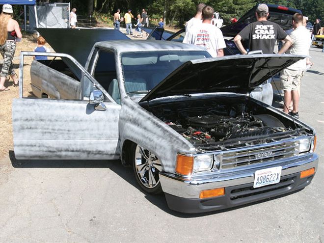 paper Cuts custom Toyota Truck