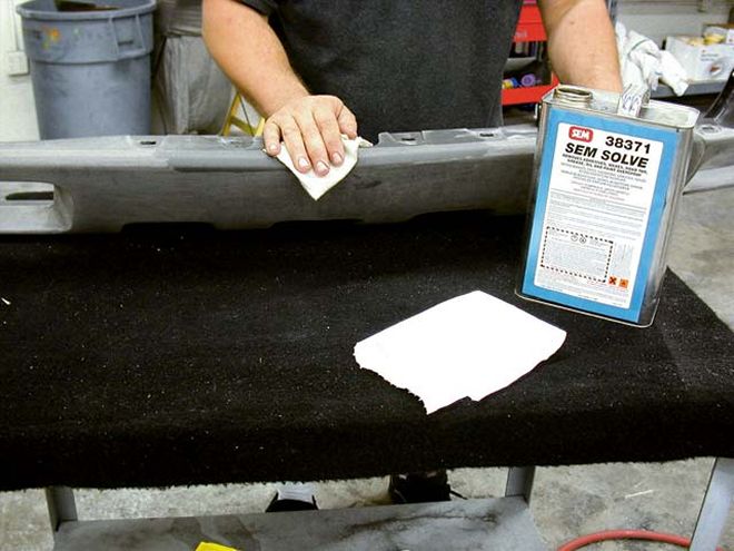 Plastic Smoothing On a 2000 Chevrolet Silverado - You Got To Smooth It!