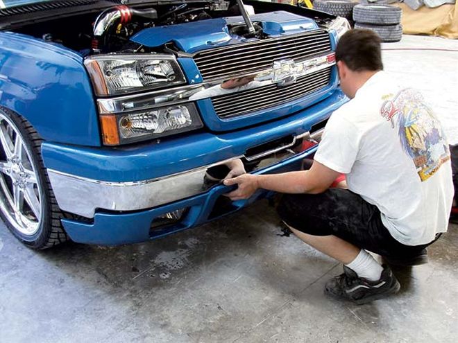 2000 Chevrolet Silverado Plastic Smoothing valance Reinstalled