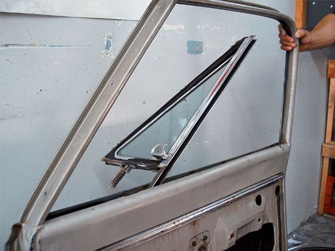New Chevy Truck Doors on a 1967 Chevy C10 - Squeak-Free And Smooth As Butter!