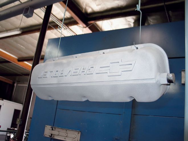 Powdercoating GM Aluminum Valve Covers -  Hard-Candy Shell
