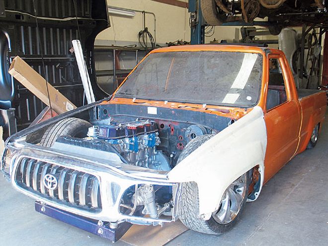 Grant Kustoms Shop Tour & Nissan Hardbody Corner Fillers - Handcrafted, Priceless, Perfection
