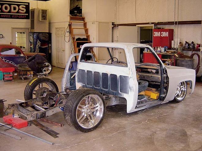 1985 Chevrolet C10 - Project Red Rocker - Part 2