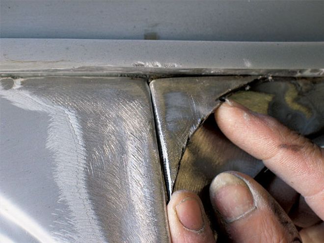 Rounded Door Corners On A 1956 Ford F-100 - Round And Round