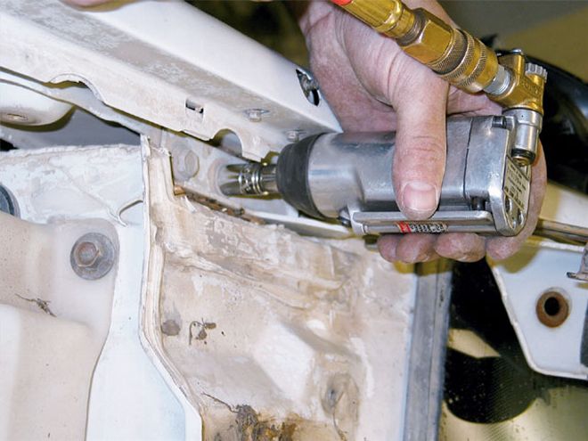 Cadillac Escalade Front-End Conversion on a Chevy Tahoe - Work Truck Be Gone