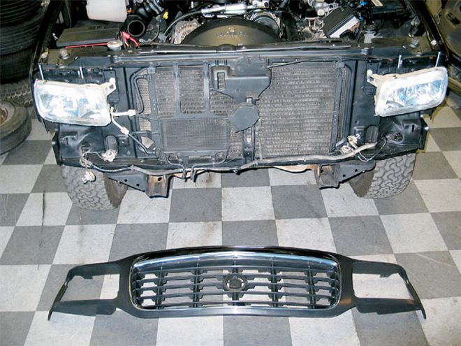 Cadillac Escalade Front-End Conversion on a Chevy Tahoe - Work Truck Be Gone