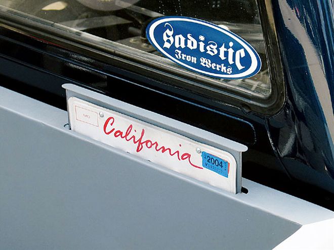 Retractable License Plate Install On A Toyota Truck - Clean Your Plate