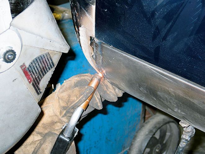 Retractable License Plate Install On A Toyota Truck - Clean Your Plate
