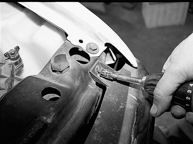 New Front End Swap on a 1997 Chevy S10 - Plastic Surgery