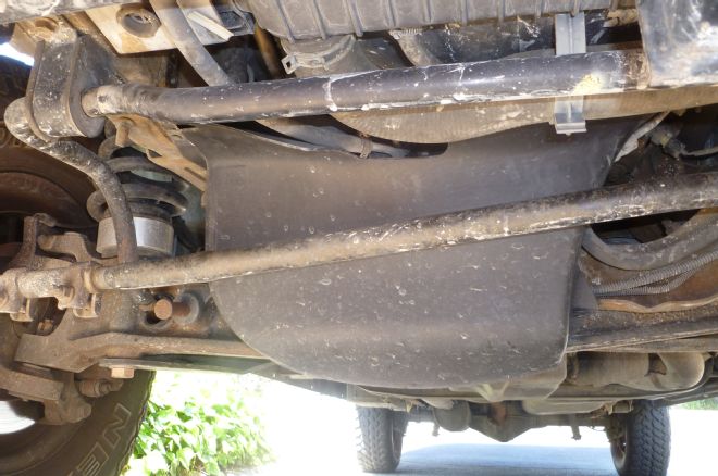 2002 Ford E 350 Undercarriage Space For Steering Assembly