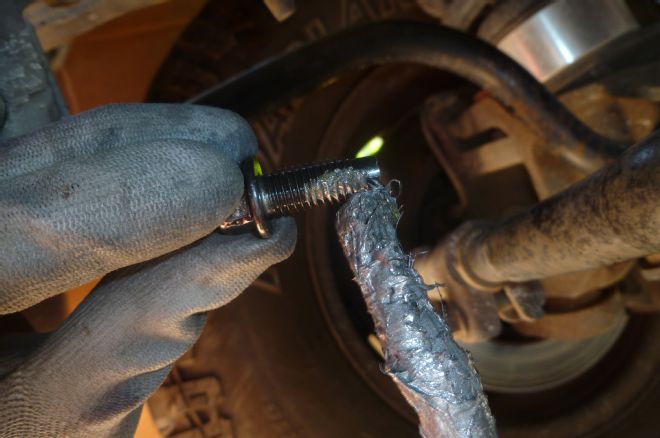Installing Ford’s OEM Commercial Steering Damper on 2002 Ford E-350 Van