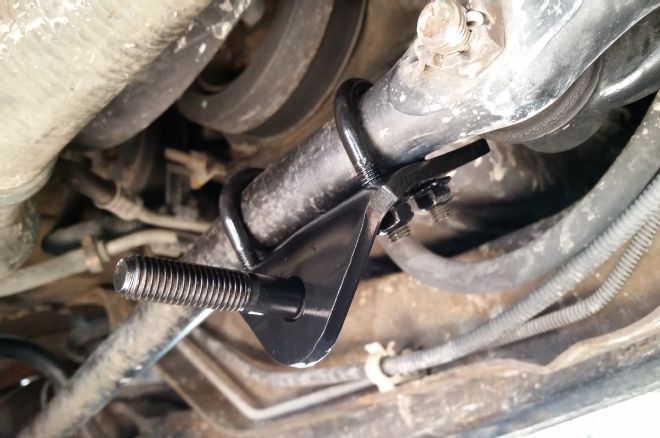 2002 Ford E 350 Tie Rod Bracket And Hardware Installed