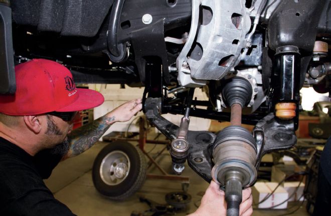 2015 Gmc Sierra Bolting Axles And Lower Arms