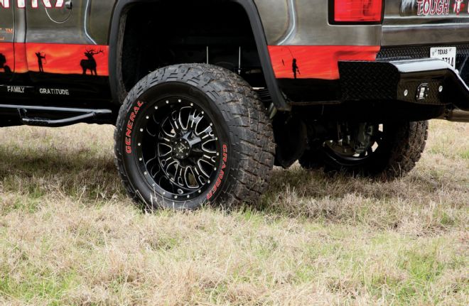 2015 Gmc Sierra New Rbp Assassin Eight Spoke Wheel In General Grabber Rubber