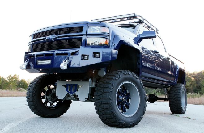 Lifted 2014 Chevy Silverado