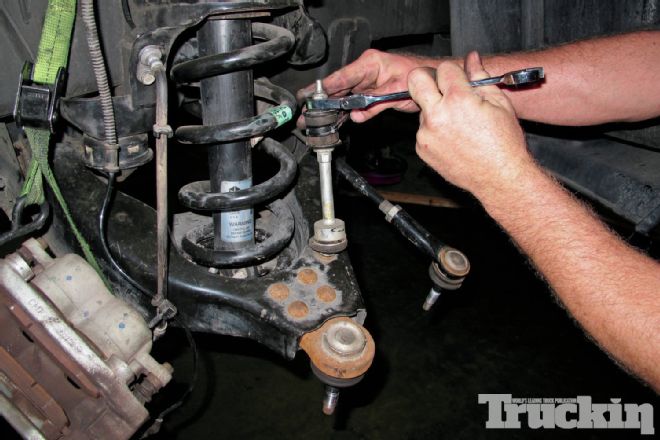 2013 Ram 1500 MaxTrac 7-Inch Lift System Installation