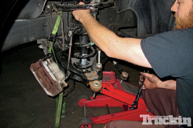 2013 Ram 1500 MaxTrac 7-Inch Lift System Installation