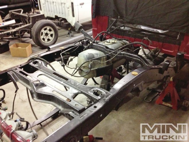 Nfamus Air Suspension Chevy S-10 Kit