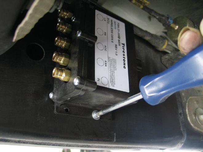 Air-Ride Equipped - Firestone Ride-Rite Install