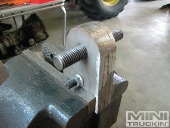 Chevy Luv Junkyard Jewel, Part 6: Four-Link