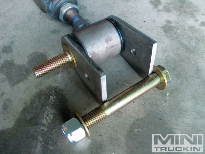 Chevy Luv Junkyard Jewel, Part 6: Four-Link