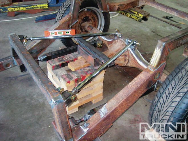 Chevy Luv Junkyard Jewel, Part 6: Four-Link