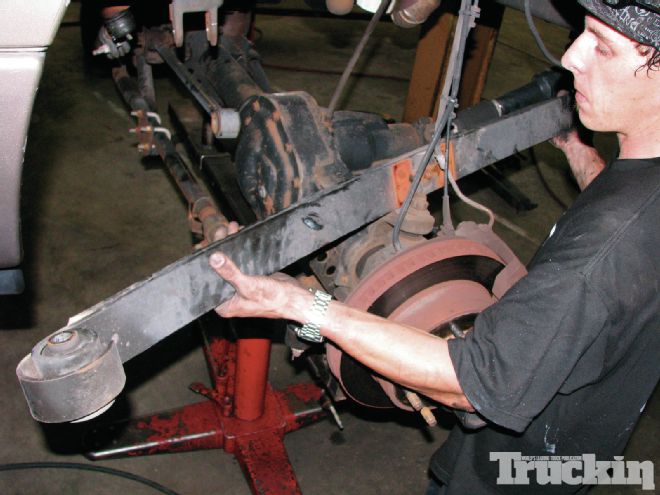 Lift Kit on a 2003 Ford Excursion: Family Hauler Makeover